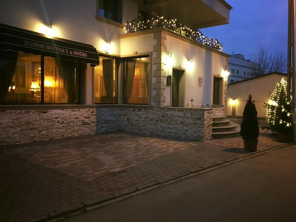 Hotel Aviator Boutique Отопени Экстерьер фото